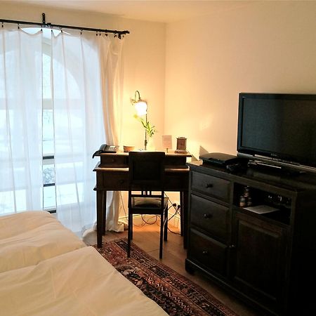 Paedaste Manor Kamer foto