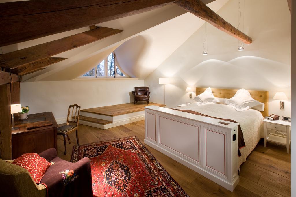 Paedaste Manor Kamer foto