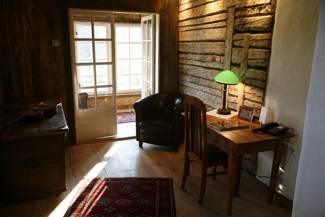 Paedaste Manor Kamer foto