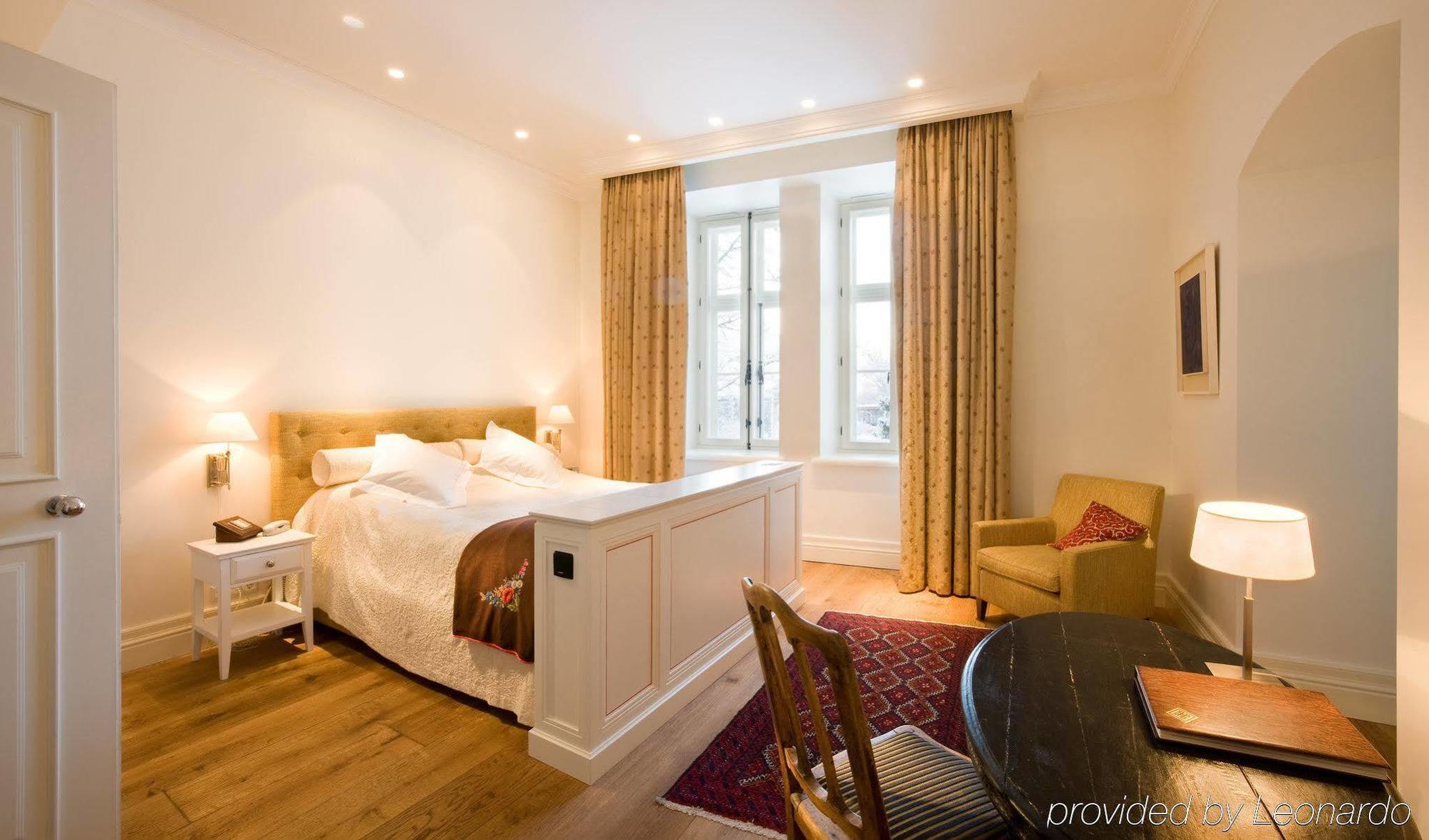 Paedaste Manor Kamer foto